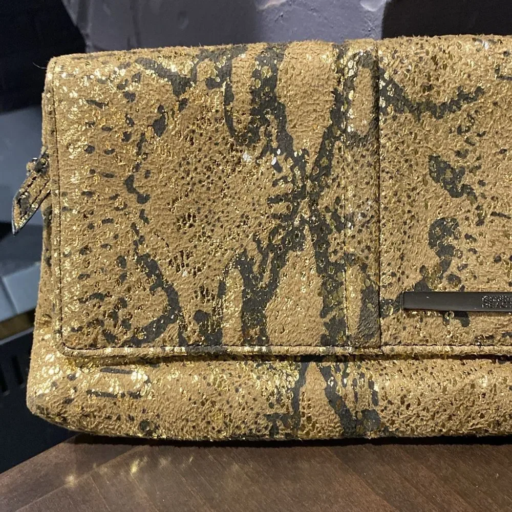 Kenneth Cole Reaction Snakeskin Gold Foiling Clutch Wristlet Purse